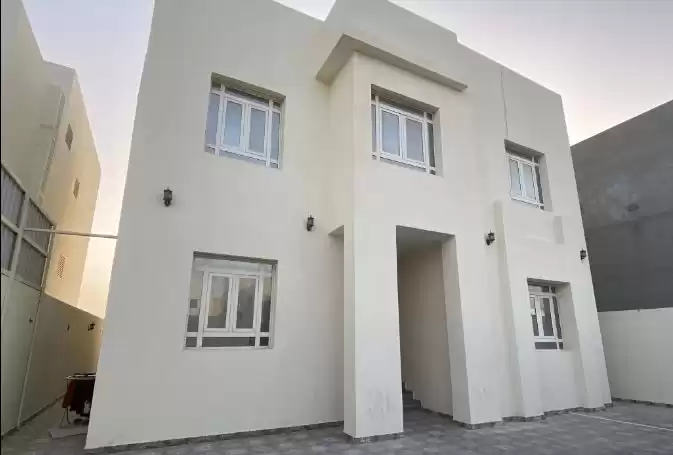 Résidentiel Propriété prête Studio U / f Appartement  a louer au Al-Sadd , Doha #15670 - 1  image 